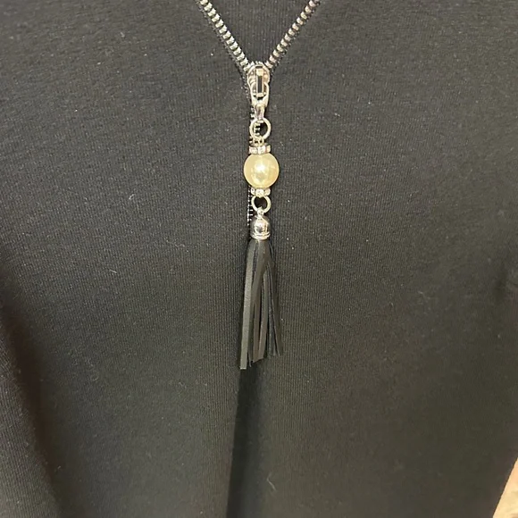 Frank Lyman Design Black V-Neck Ruffle Sleeve Blouse - Picture 2 of 5